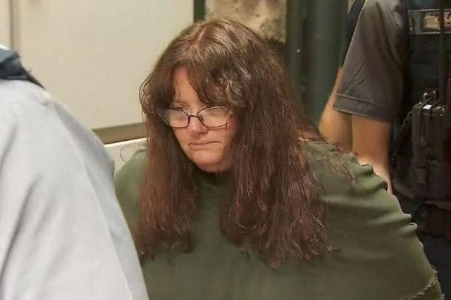 khong the sinh con, nguoi phu nu nhan tam ra tay tan doc voi ban than cua minh - 1