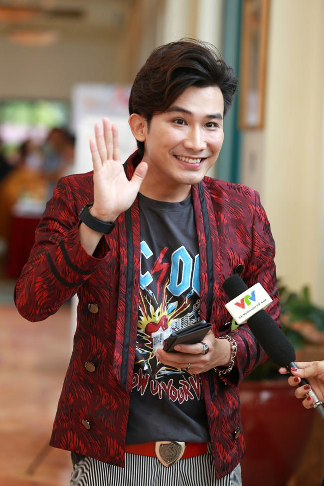 "ong xa" bao thanh: "vi ngay ay minh da yeu, khan gia quen mat toi la ca si chi thien" - 4