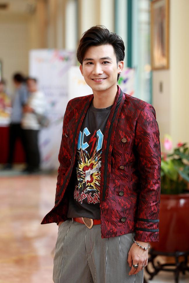 "ong xa" bao thanh: "vi ngay ay minh da yeu, khan gia quen mat toi la ca si chi thien" - 3