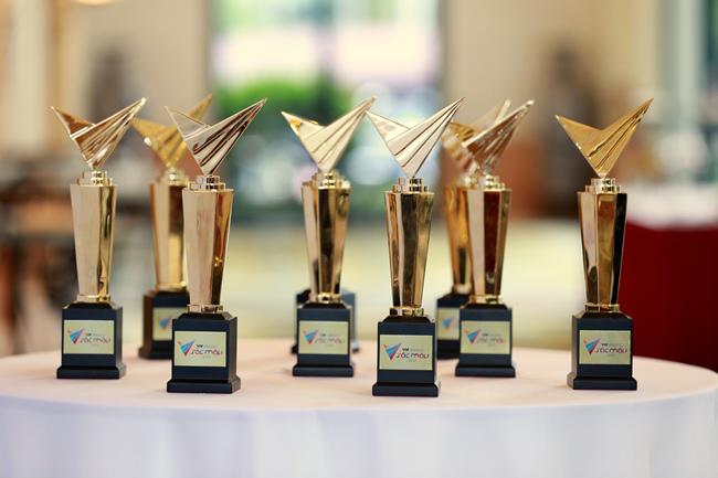 "ong xa" bao thanh: "vi ngay ay minh da yeu, khan gia quen mat toi la ca si chi thien" - 9