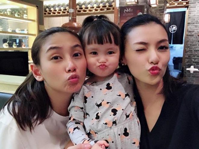 sao viet 24h: nu danh hai thuy nga xuc dong nghen ngao voi mon qua cua con gai 7 tuoi - 14