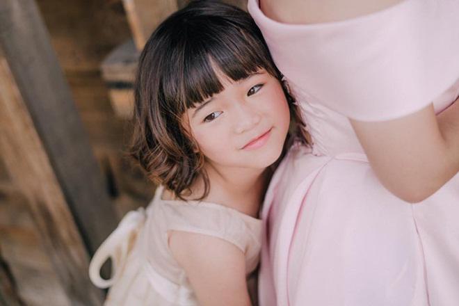 sao viet 24h: nu danh hai thuy nga xuc dong nghen ngao voi mon qua cua con gai 7 tuoi - 1