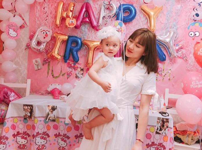 xot xa me viet don than mot minh vac bung bau di de trong nuoc mat giua troi nga - 1