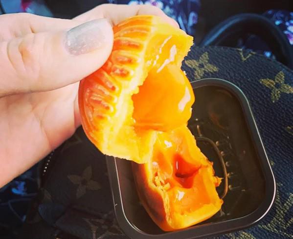 banh trung thu sang chanh nhap ngoai: het hon khi hoi nguoi ban ve nguon goc - 2