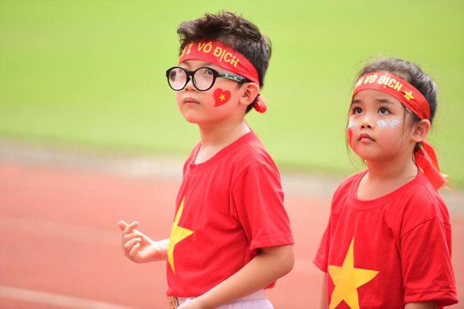 ha noi, sai gon ngap sac do truoc gio u23 viet nam gap uae - 14
