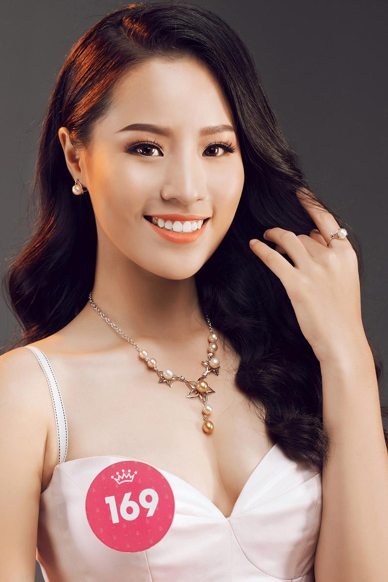 hoa hau viet nam 2018: 5 nguoi dep khoe than thai dinh nhat trong bo anh chan dung - 9