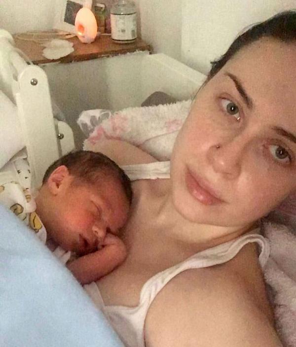 mang thai khoe manh, me xot xa mat con sau sinh 10 ngay vi loi cua minh - 3