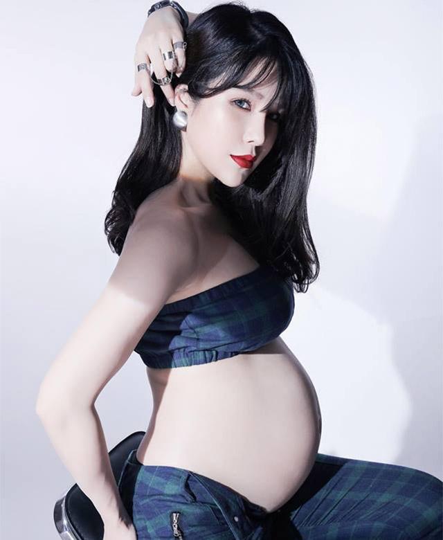 5 lần 7 lượt khoe bụng bầu, mấy ai trong Showbiz vẫn rạng rỡ được như Diệp Lâm Anh - 2