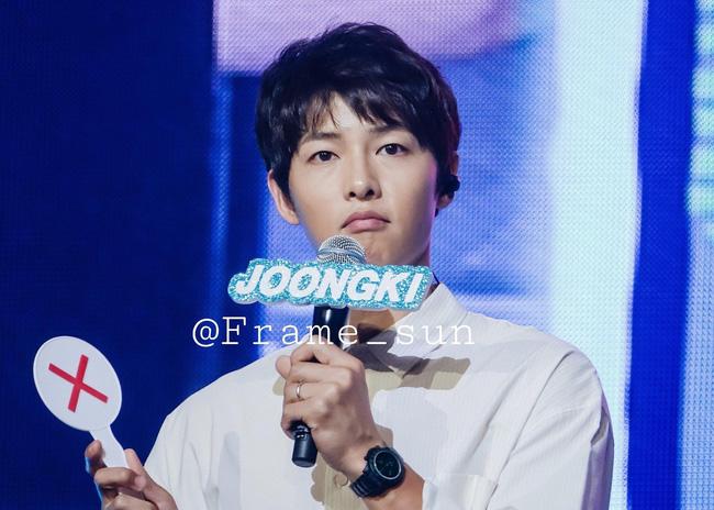 Không phải Song Hye Kyo, amp;#34;người đặc biệtamp;#34; trong kỷ niệm 10 năm của Song Joong Ki là kẻ khác - 4