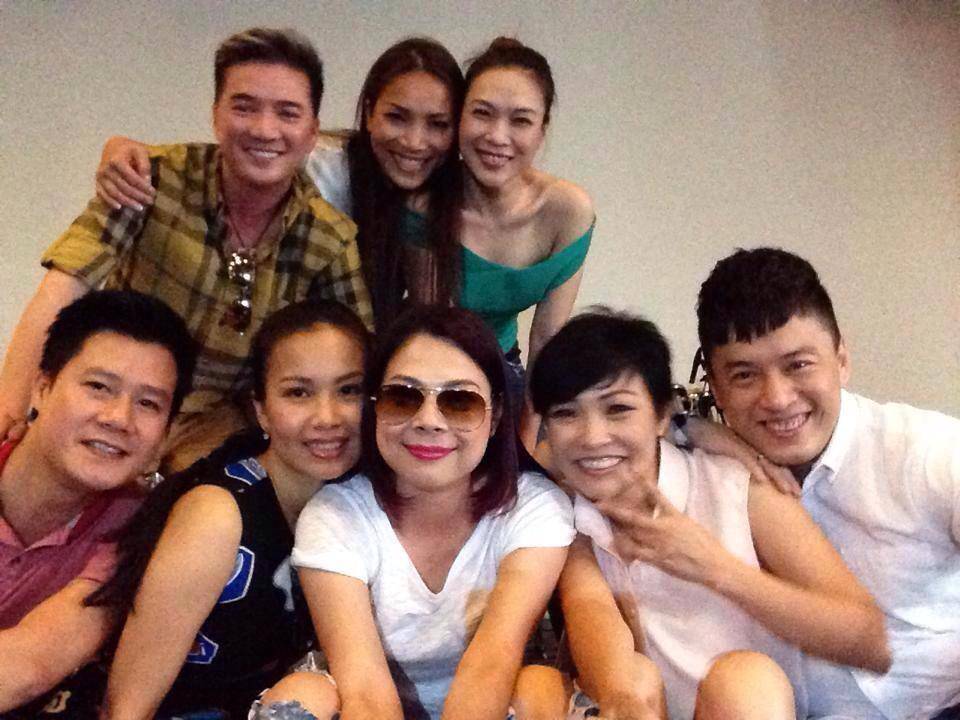 Hội bạn thân lâu năm của showbiz Việt: Nhóm toàn người giàu, nhóm giống hệt nhau! - 1