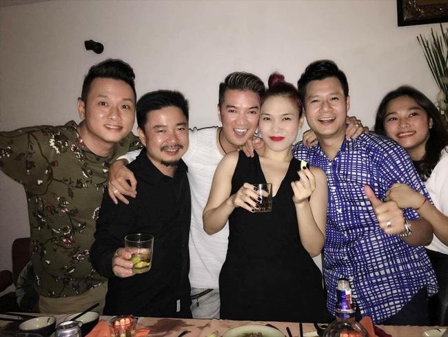 Hội bạn thân lâu năm của showbiz Việt: Nhóm toàn người giàu, nhóm giống hệt nhau! - 2