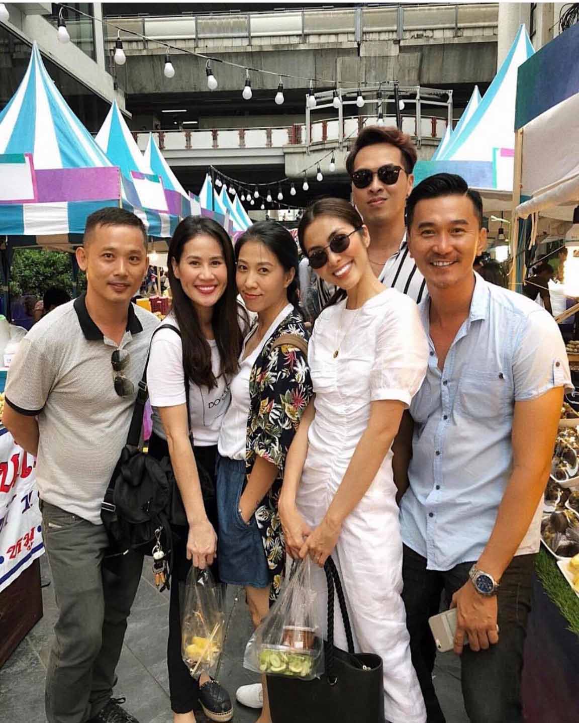 Hội bạn thân lâu năm của showbiz Việt: Nhóm toàn người giàu, nhóm giống hệt nhau! - 9