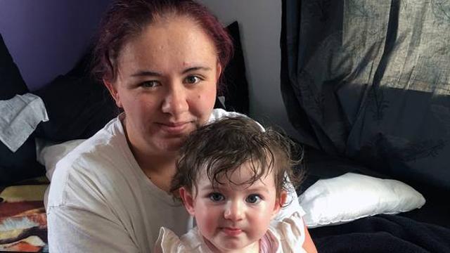 Trải qua tình một đêm nhưng vẫn có kinh nguyệt đều, cô gái 19 tuổi sốc khi đẻ rơi con - 1