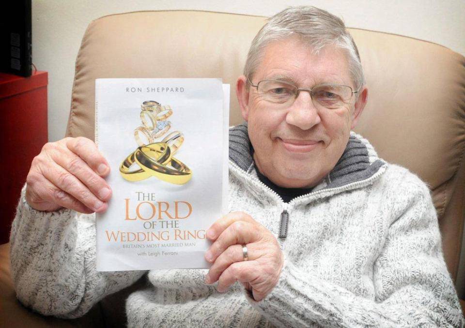 amp;#34;Đắng lòngamp;#34; cụ ông 70 tuổi kết hôn 9 lần, vợ thứ 9 cũng bỏ đi theo người khác - 1