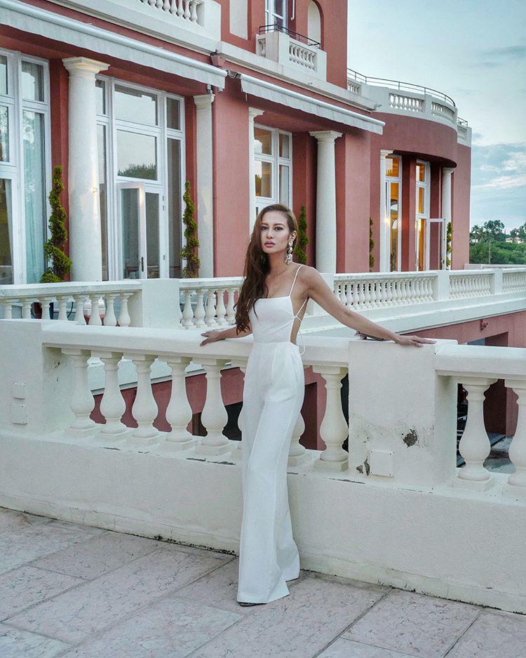 Bà mẹ sướng nhất Hong Kong cả ngày chỉ việc mặc đẹp sống ảo vì bố và chồng siêu giàu - 8