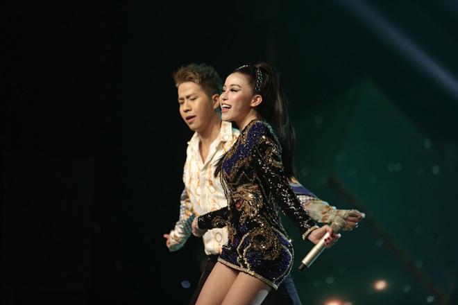 Học trò xinh đẹp của Noo Phước Thịnh vô địch The Voice, đội Thu Phương - Lam Trường thất thế - 8