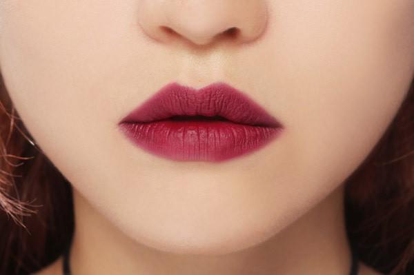 Bạn là người “nghiện son”, thật thiếu sót nếu trong túi bạn chưa có đủ 7 thỏi son môi này - 1