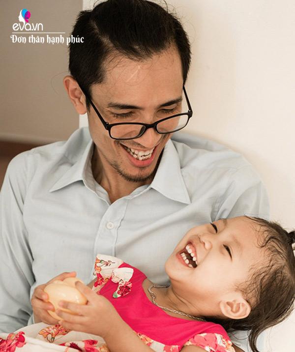 Bố đơn thân Trình Tuấn bất ngờ có con thứ 2, đang tất tả chăm vợ đẻ ở Từ Dũ - 5