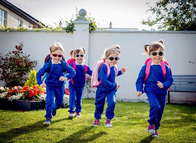 Mẹ suýt phải bỏ thai, 4 đứa trẻ sinh tư giờ đã khỏe mạnh và chuẩn bị vào lớp 1 - 5