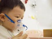 Yêu con - Viêm phổi ở trẻ em: Nguyên nhân và cách điều trị do bác sĩ hướng dẫn