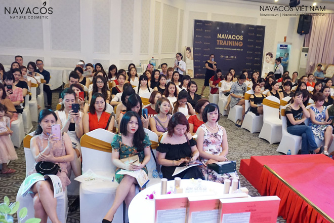 Nếu thường xuyên làm đẹp bằng mỹ phẩm sinh học, chị em cần biết những điều này - 5