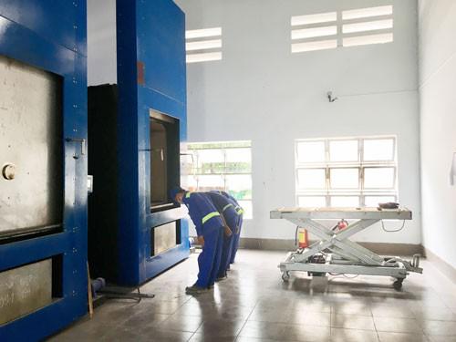 Sống giữa hai cõi âm - dương: Nơi người chết được chào lần cuối - 1