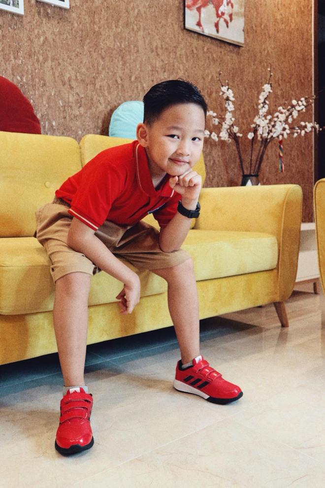 Con trai Bảo Thanh amp;#34;gây sốtamp;#34; vì tạo dáng sành điệu như soái ca ngày đầu năm học - 1