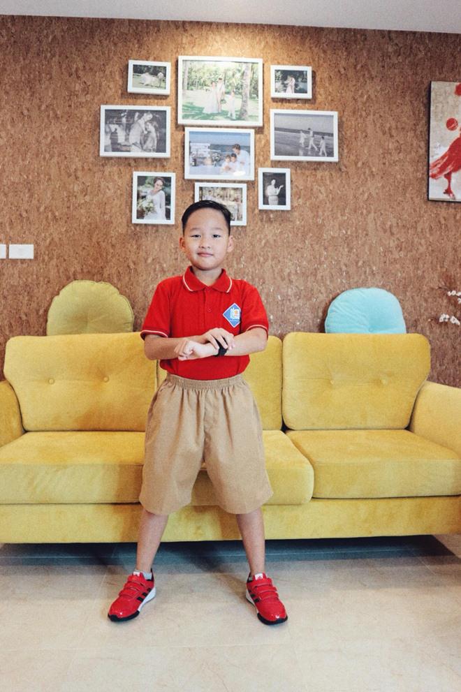 Con trai Bảo Thanh amp;#34;gây sốtamp;#34; vì tạo dáng sành điệu như soái ca ngày đầu năm học - 11
