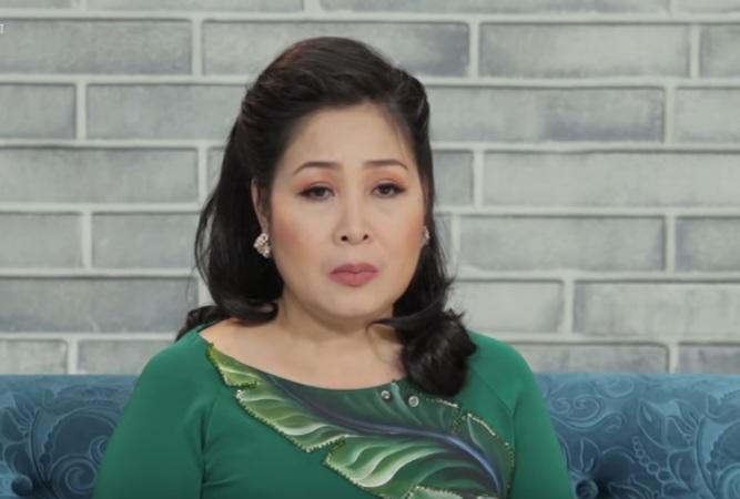 Hồng Vân khóc nhớ cố nghệ sĩ Khánh Nam sau 1 năm người bạn đột ngột qua đời - 1