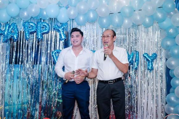 Lê Giang amp;#34;đụng độamp;#34; Duy Phương sau scandal tố bị chồng cũ ném từ cầu thang xuống đất - 1