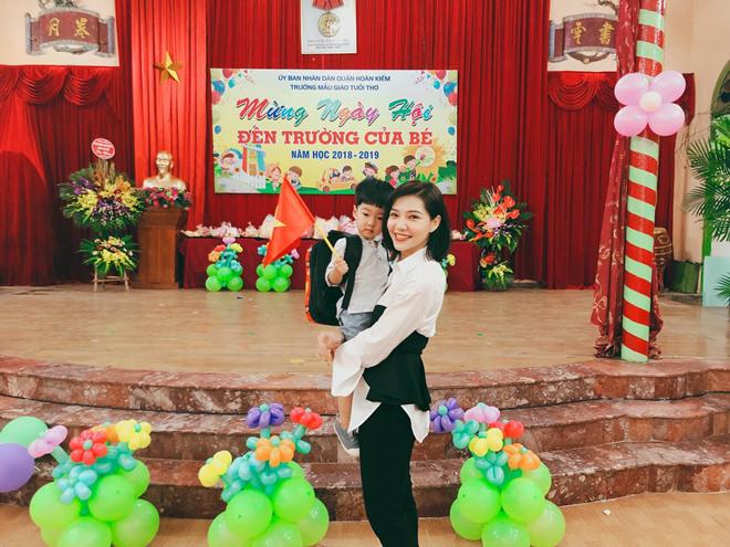 Con của Ly Kute, Đăng Khôi đáng yêu khai giảng, xúc động lý do Cát Phượng không đưa con đi - 18