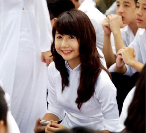 Trang điểm mùa tựu trường: Các hot girl ngày ấy - bây giờ khác nhau như thế nào? - 3