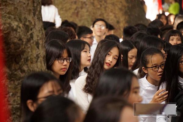 Trang điểm mùa tựu trường: Các hot girl ngày ấy - bây giờ khác nhau như thế nào? - 11