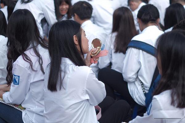 Trang điểm mùa tựu trường: Các hot girl ngày ấy - bây giờ khác nhau như thế nào? - 14