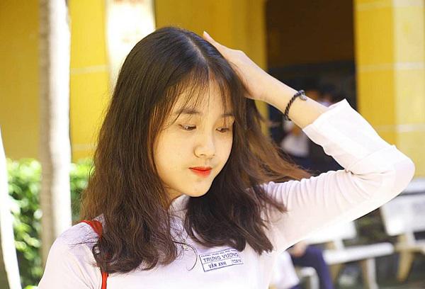 Trang điểm mùa tựu trường: Các hot girl ngày ấy - bây giờ khác nhau như thế nào? - 15