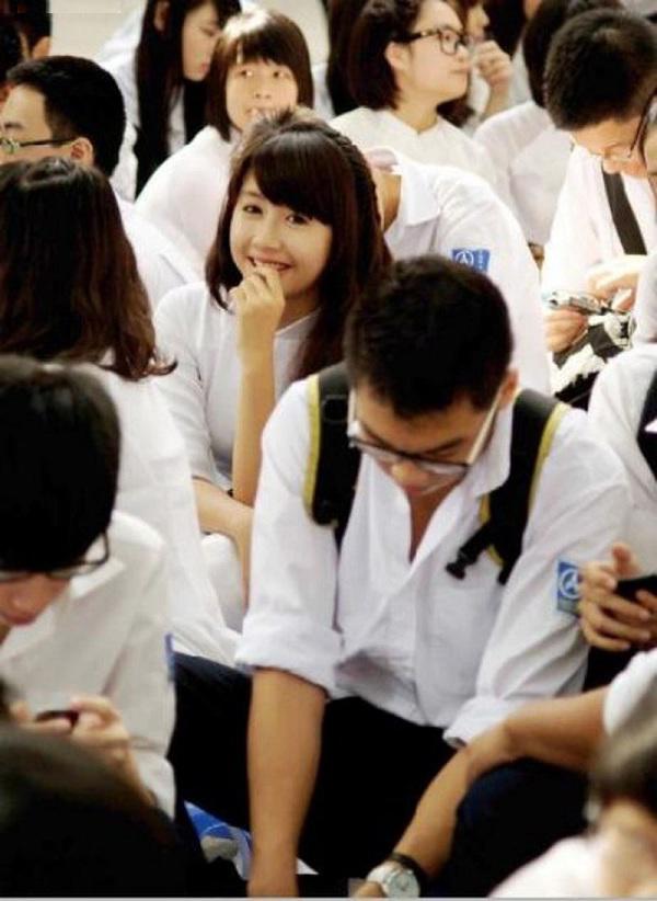 Trang điểm mùa tựu trường: Các hot girl ngày ấy - bây giờ khác nhau như thế nào? - 4