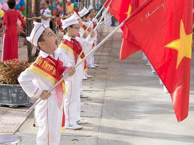 Tuyển tập những biểu cảm bất hủ của lũ nhóc ngày khai giảng khiến dân tình cười đau ruột