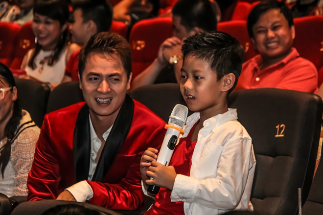 Vợ chồng Đăng Khôi - Thủy Anh và MC Ốc Thanh Vân đưa quý tử check-in “Biệt đội Ion Bạc” - 4