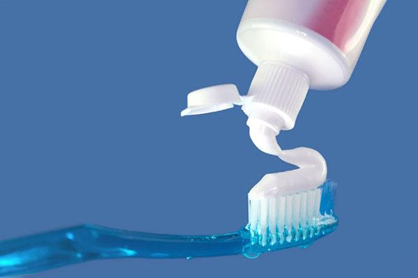 7 Cách trị mụn bọc ở mũi từ nguyên liệu thiên nhiên tại nhà - 3