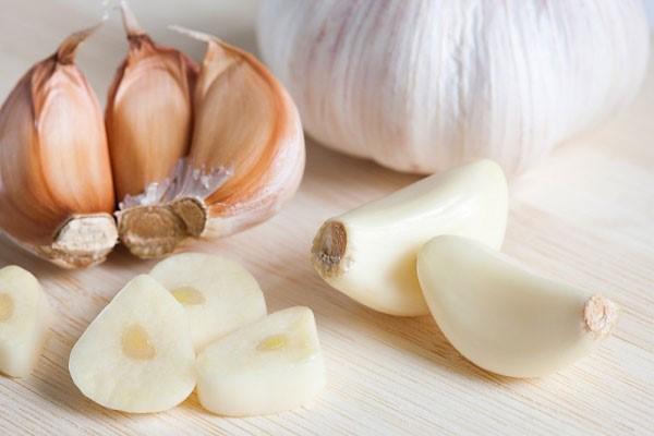 7 Cách trị mụn bọc ở mũi từ nguyên liệu thiên nhiên tại nhà - 4