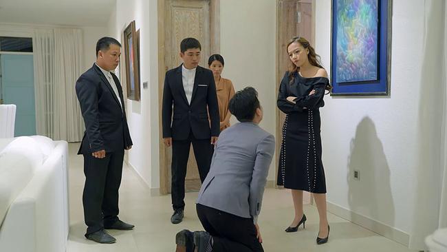 Giá đắt của gã chồng hèn Gạo Nếp Gạo Tẻ: Bị bồ tống ra đường, đến quần cũng không còn - 6