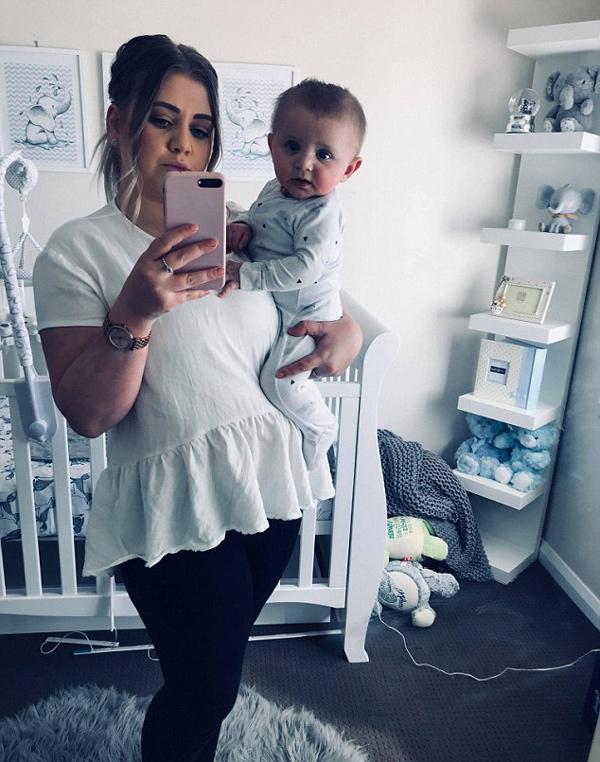 Sinh con khỏe mạnh nhưng vừa đặt bé lên bụng, mẹ đã biết có điều chẳng lành - 2