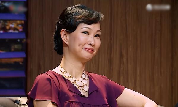 40 tuổi làm mẹ, không biết nấu nướng nhưng Shark Linh vẫn vào bếp amp;#34;phục vụamp;#34; con ăn dặm - 2