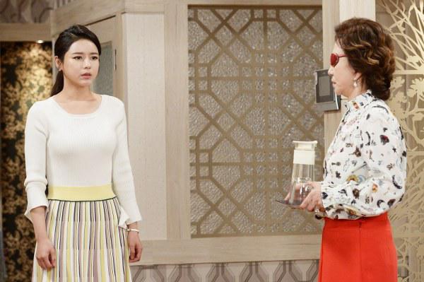 Bạn trai say rượu lộ ra bí mật, tôi cay cú nói thẳng mặt mẹ anh rồi ra về   - 2