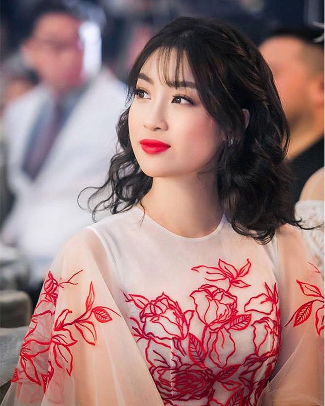 Đỗ Mỹ Linh đủ trở thành thần tiên tỷ tỷ với tóc ngắn tự cắt