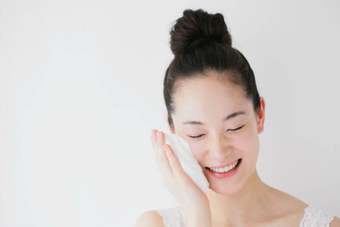 Không khí lạnh tràn về, chị em nào bảo amp;#34;không cần bôi kem chống nắngamp;#34; thì nhầm to rồi! - 2