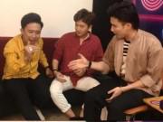 Theo phong trào, Trấn Thành cũng phổ lời hit Người lạ ơi bằng ngôn ngữ tròn, vuông, tam giác