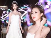 Làm đẹp - Lộng lẫy với tóc ngắn tự cắt, Đỗ Mỹ Linh đủ trở thành "thần tiên tỷ tỷ" mới chưa?