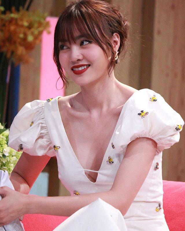 Mở hàng tháng 9: fan tiếp tục không tin Hari Won đẹp... tự nhiên, tiếp theo là Lan Ngọc - 9