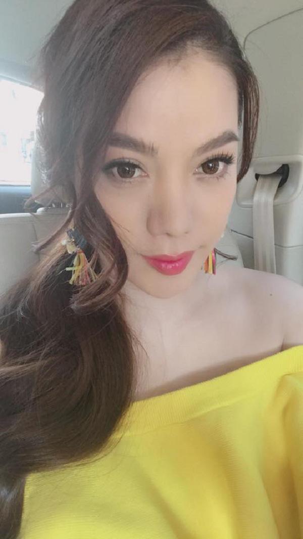 Cằm dài ngoằng, mặt cứng đơ, phải chăng Trương Ngọc Ánh gặp biến chứng khi phẫu thuật thẩm mỹ? - 12